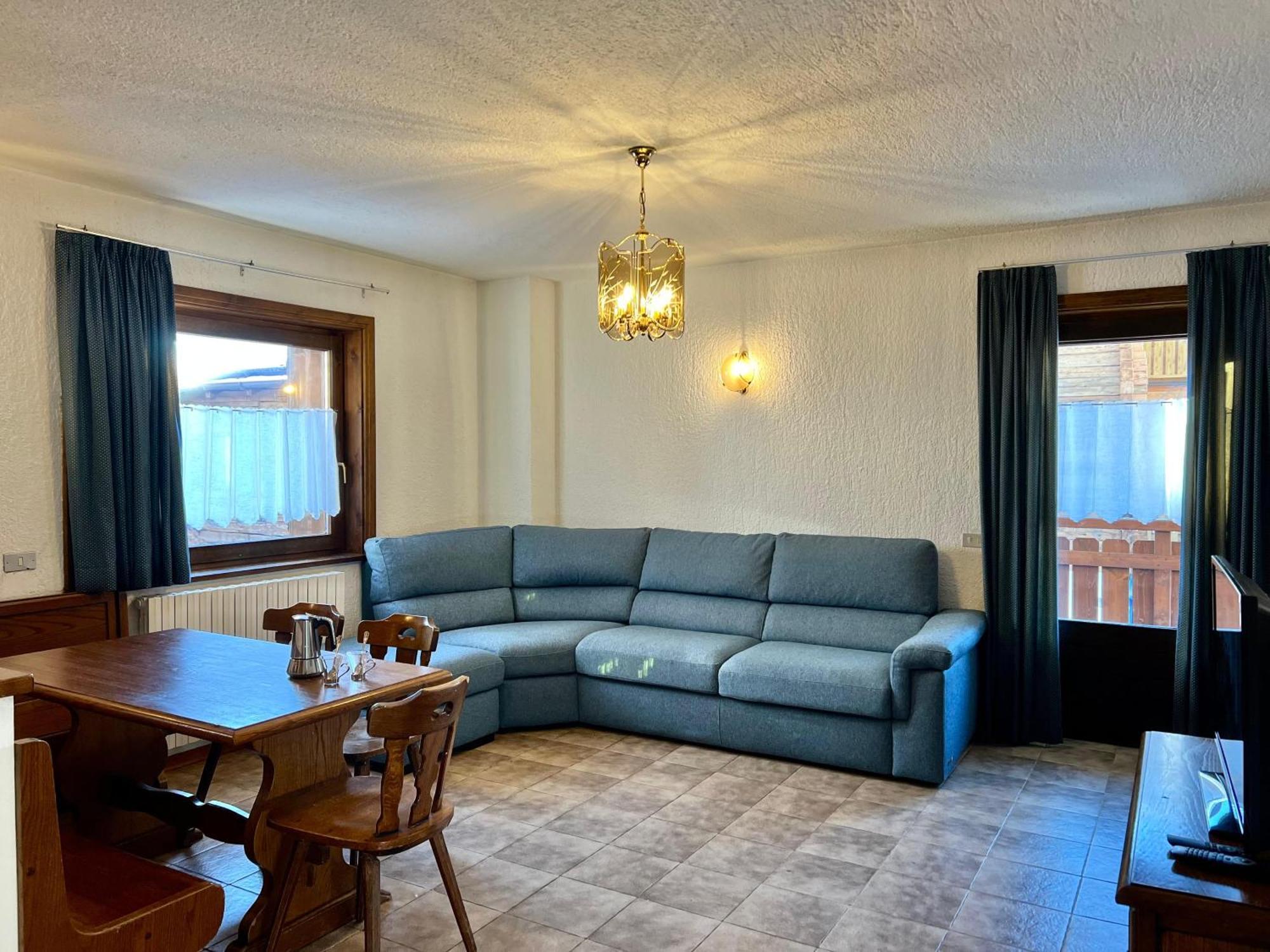Adele Apartment