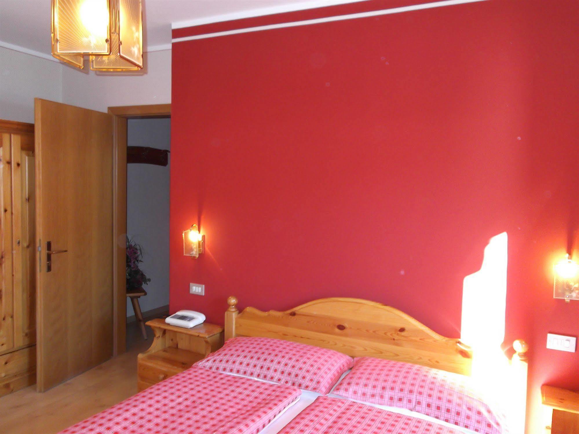 Adele Apartment *